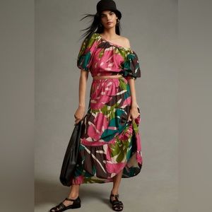 NWT Velvet by Graham & Spencer two piece tropical set - M
